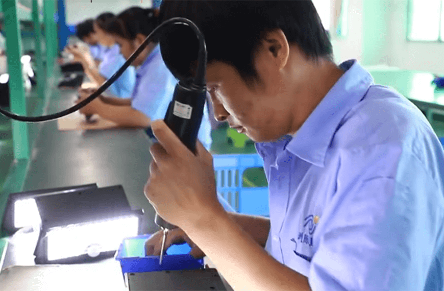 portable solar light application use